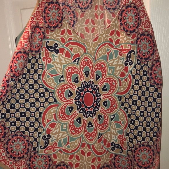 Spaghetti strap tank top - Picture 2 of 8